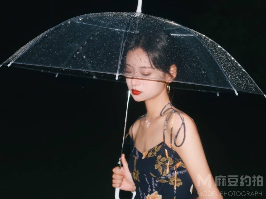 夜景模特