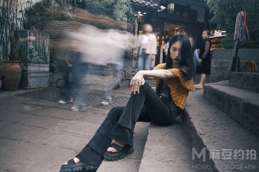 情绪模特