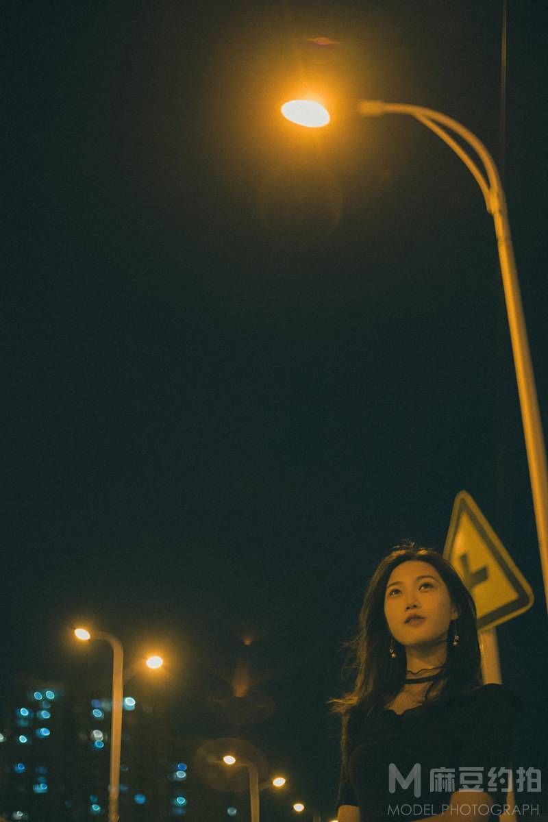 夜景模特