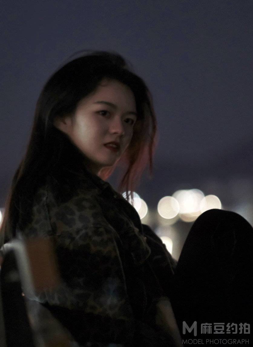 夜景模特