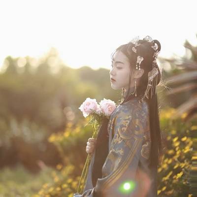 汉服模特