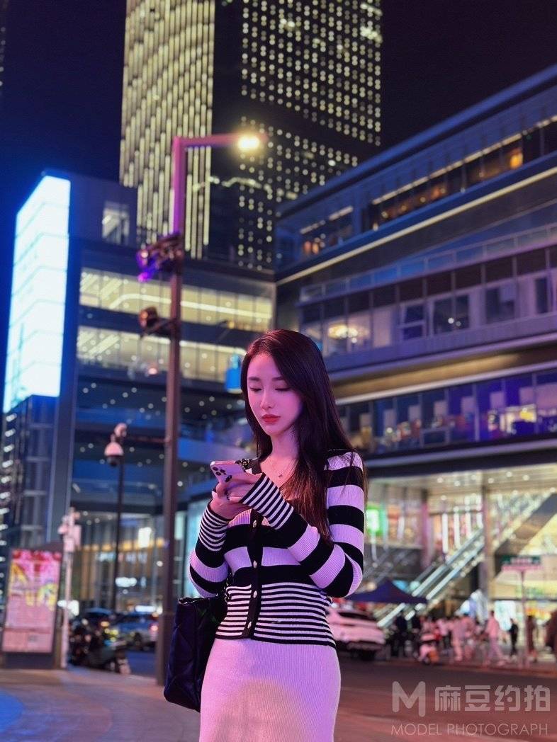 夜景模特