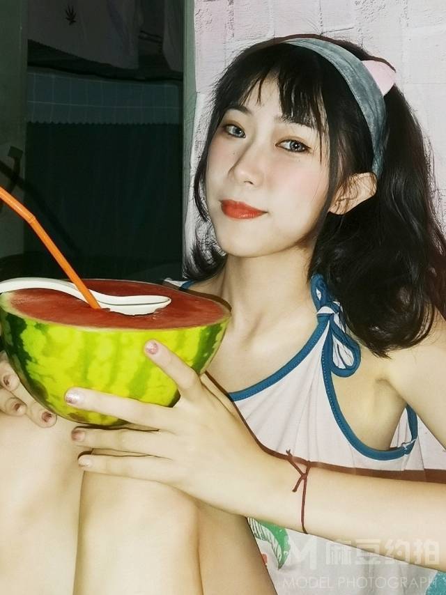 校园模特
