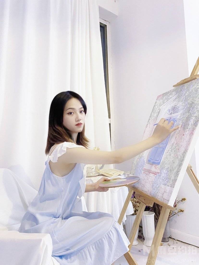 清新模特