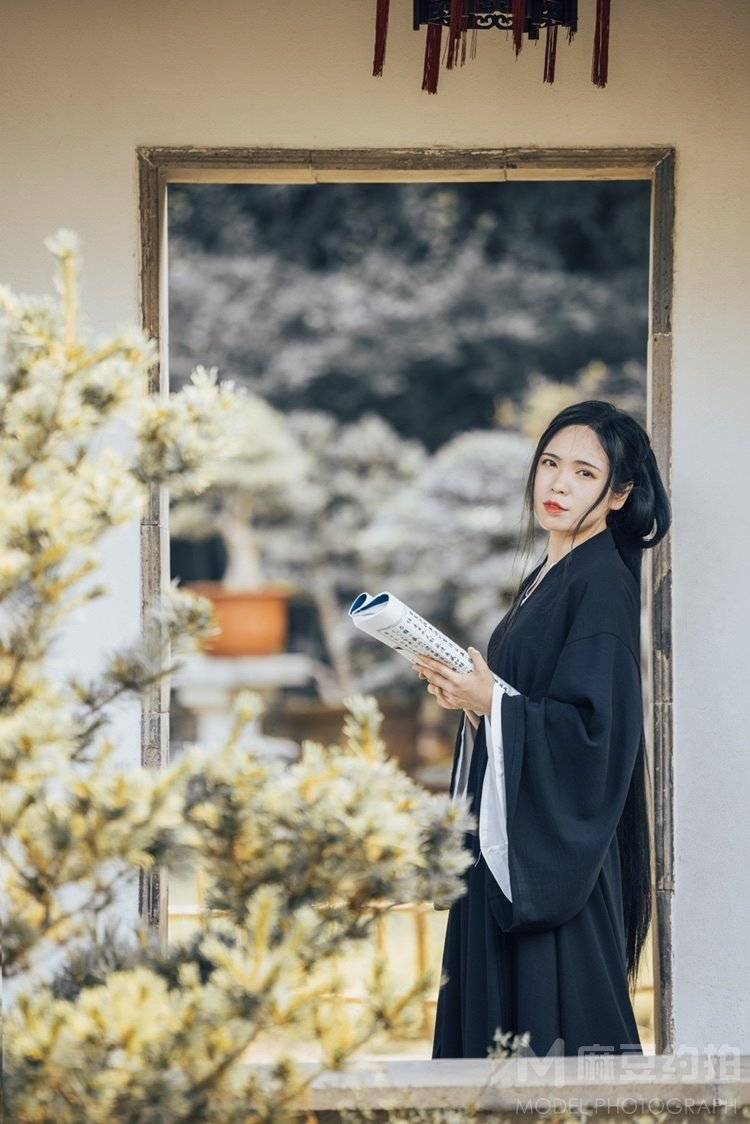 汉服模特