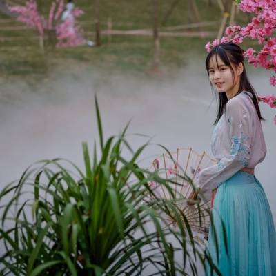 汉服模特