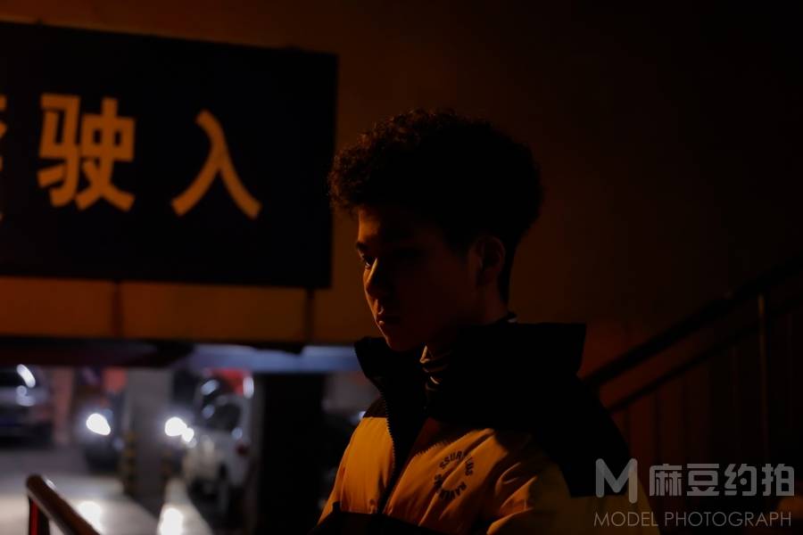 夜景模特