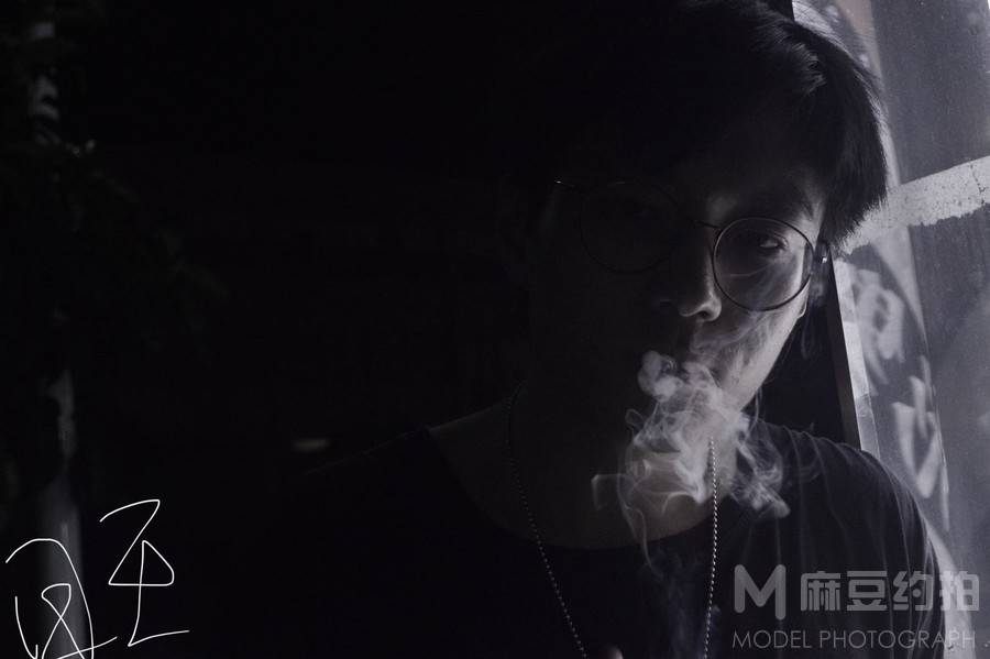 暗黑模特
