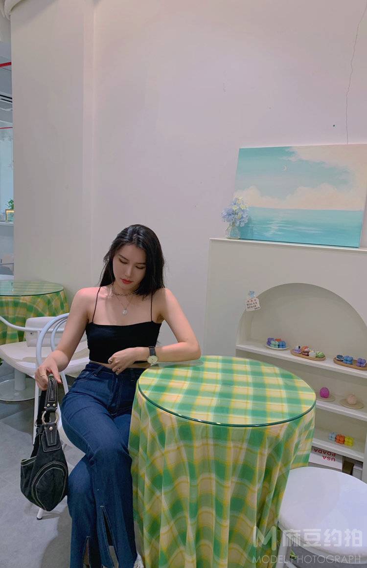 清新模特