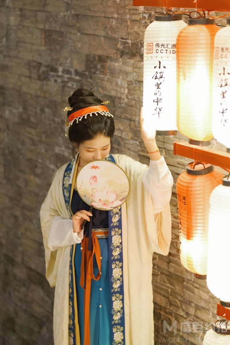 民国模特