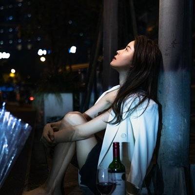 情绪模特