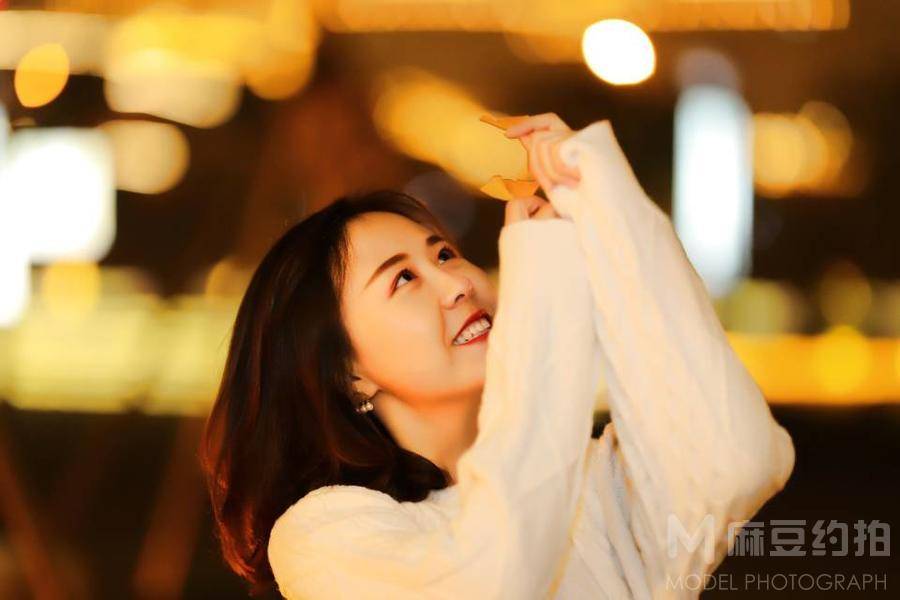 夜景模特