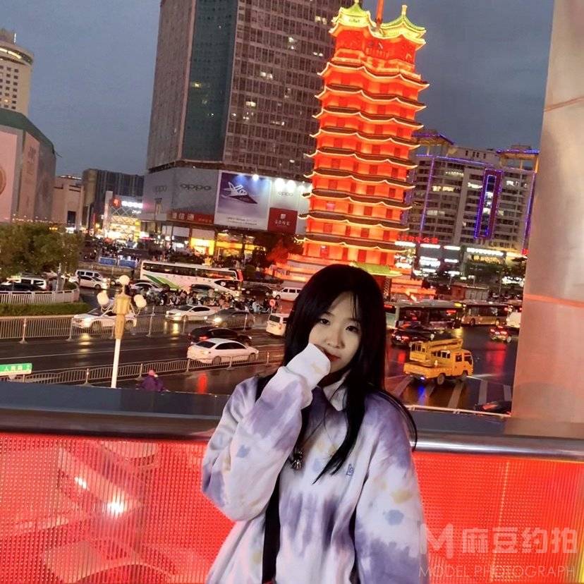 民国模特