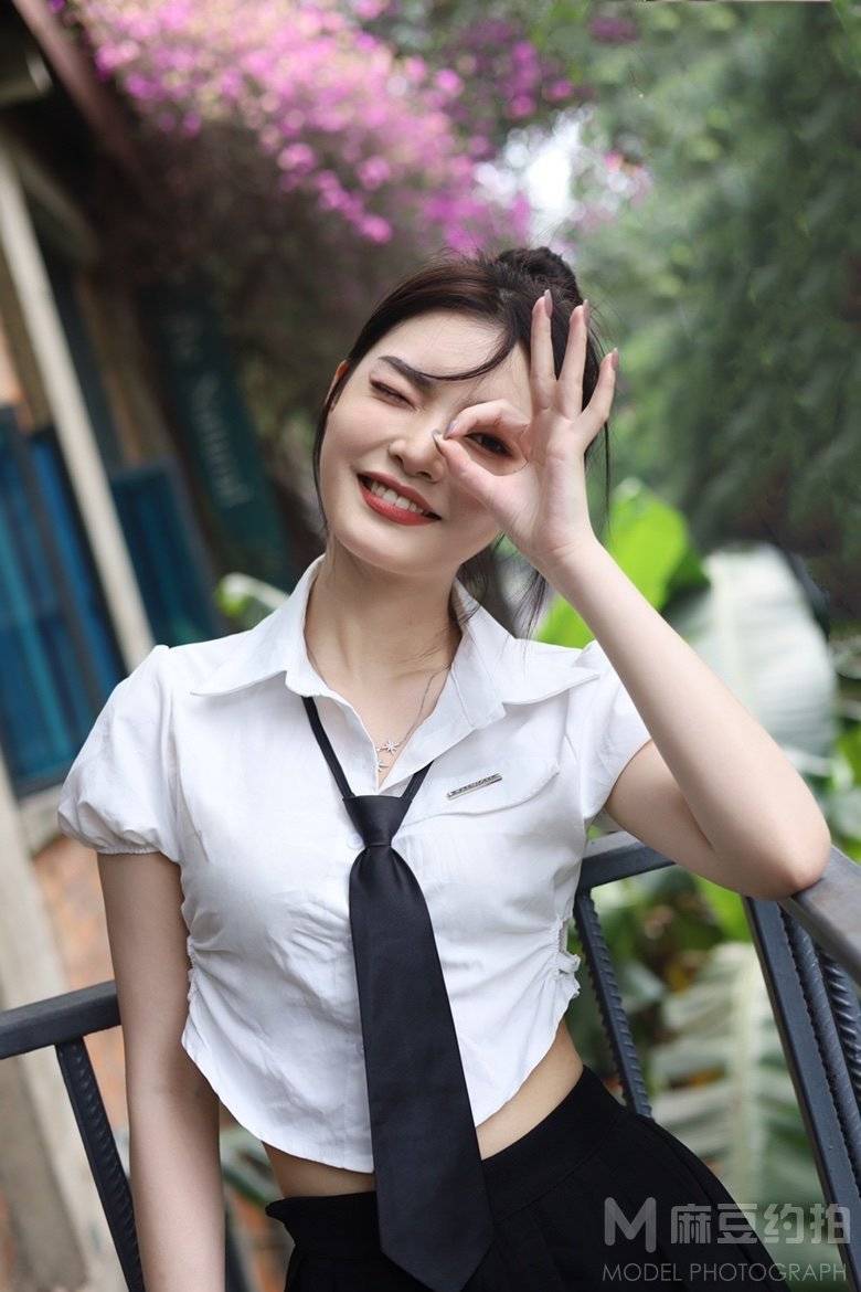 清新模特