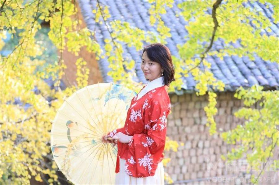 汉服模特