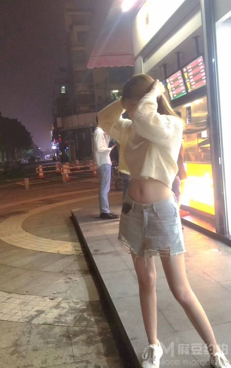校园模特
