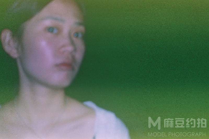 胶片模特