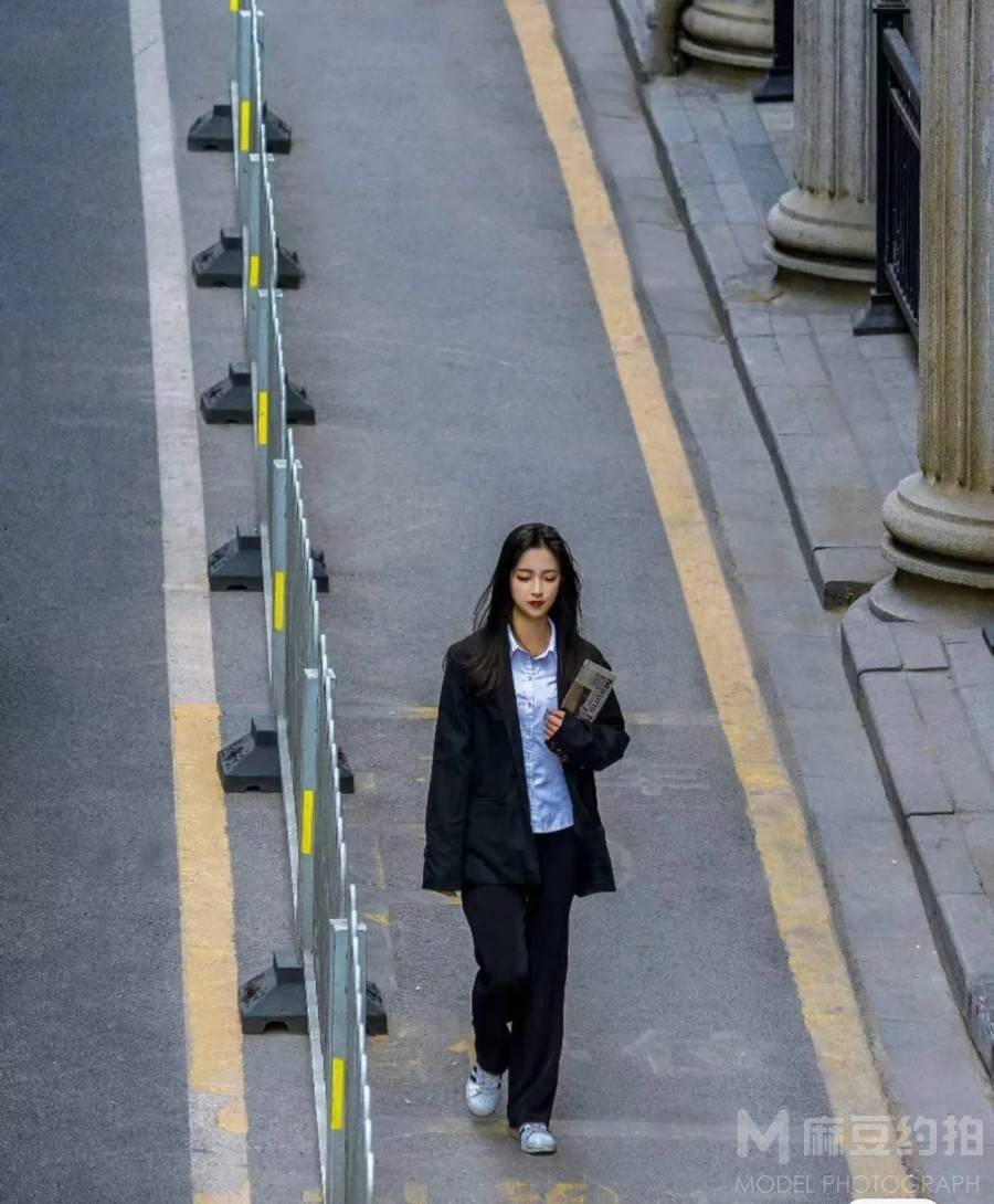 校园模特