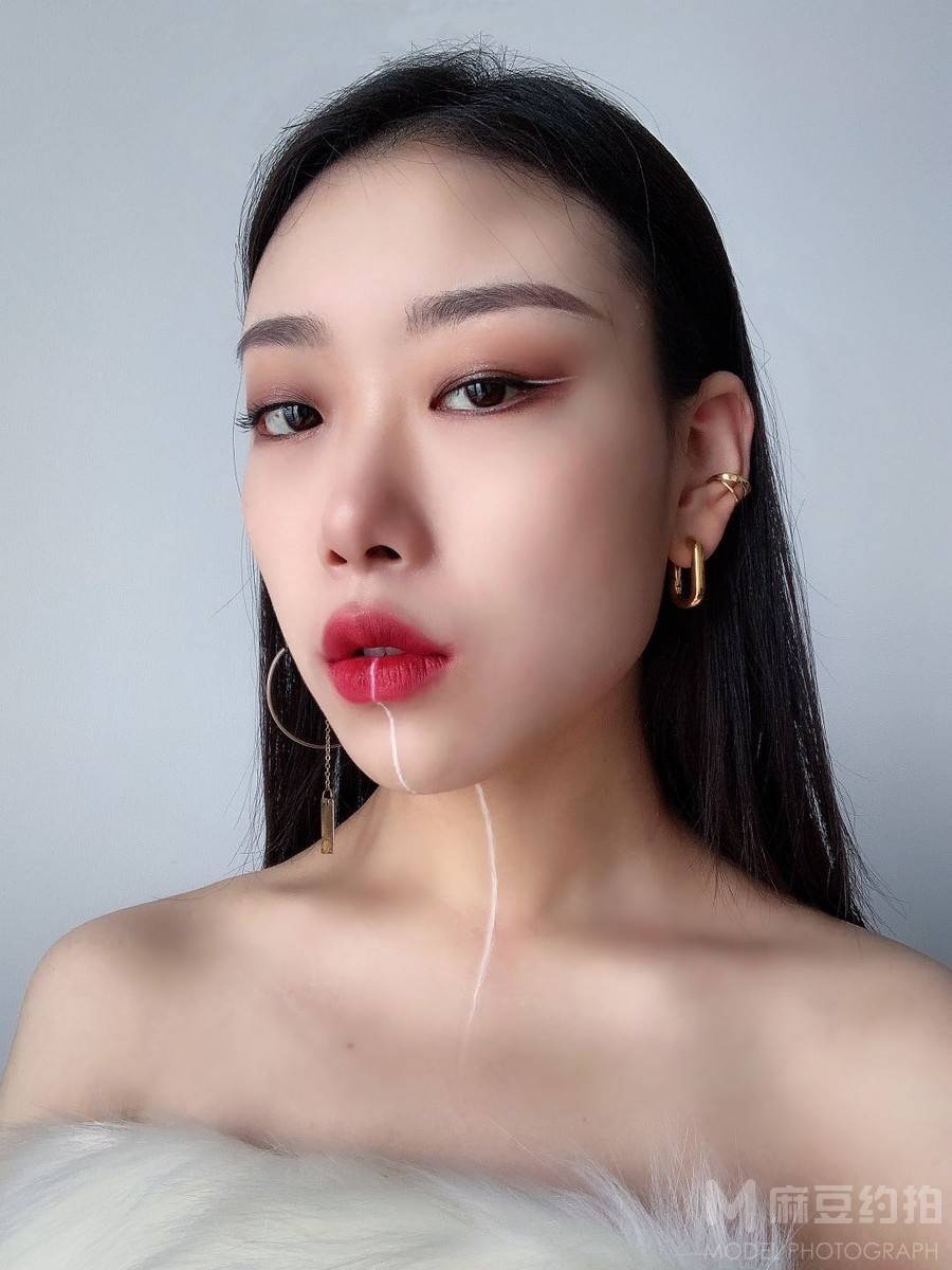妆容模特