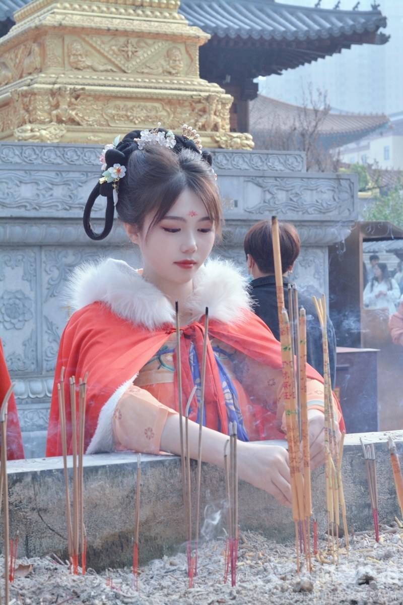 汉服模特