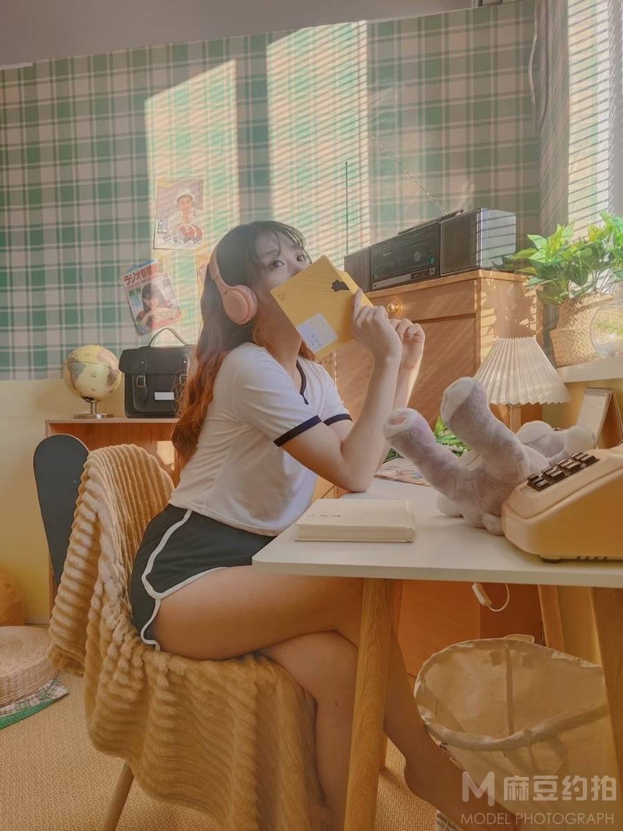 胶片模特