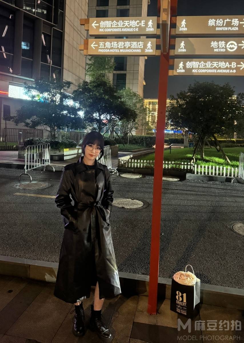 清新模特