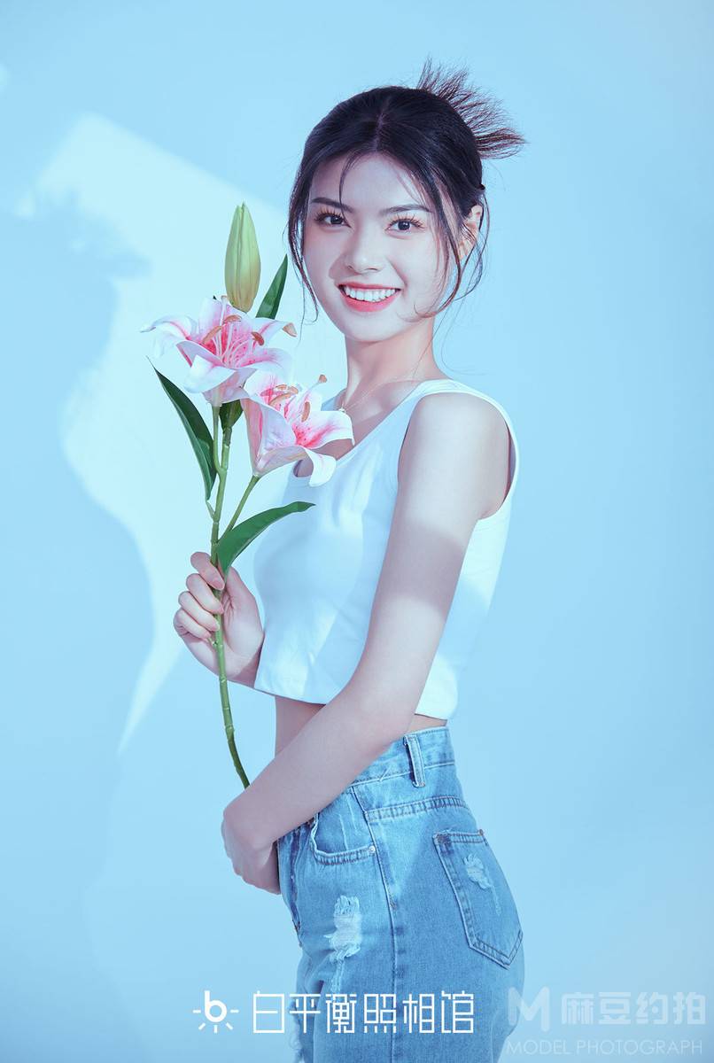 妆容模特