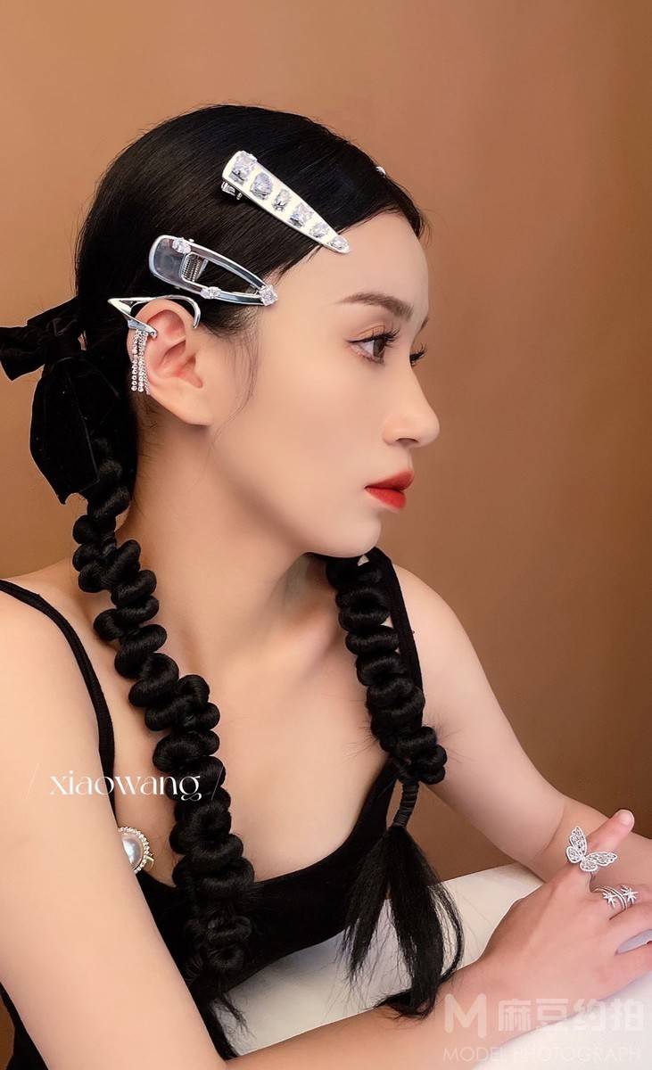妆容模特