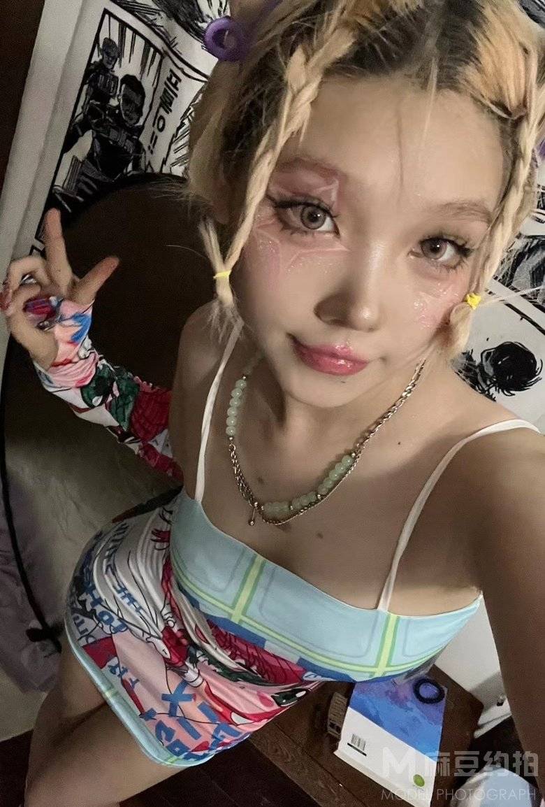 暗黑模特