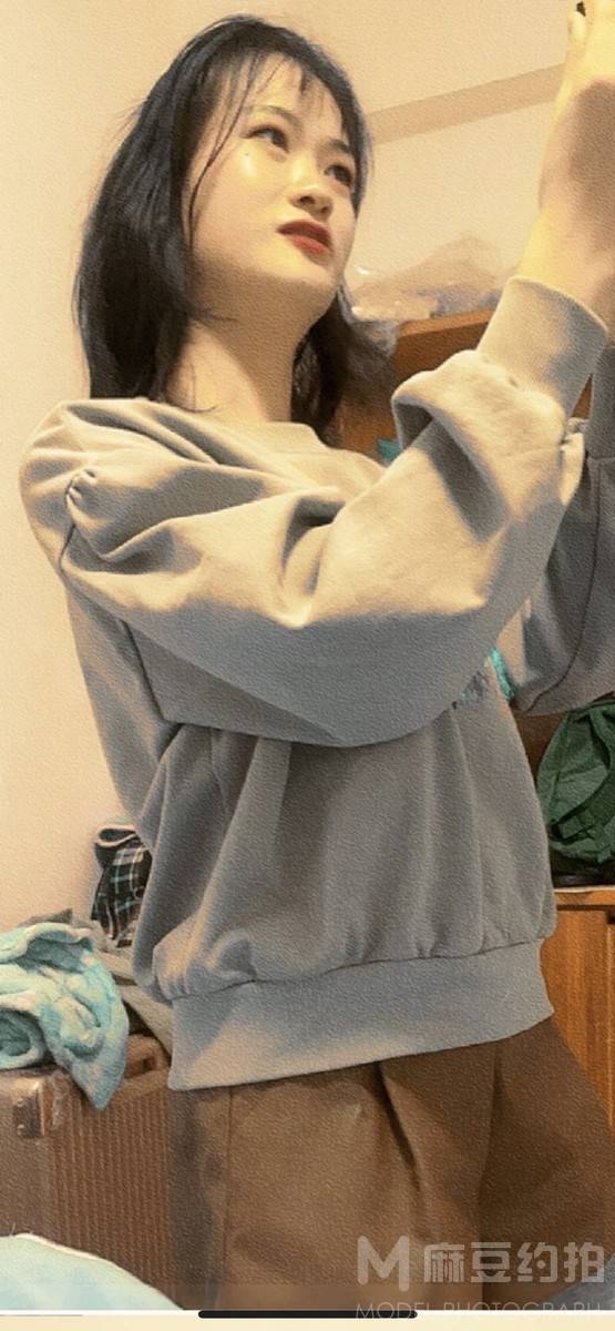 黑白模特