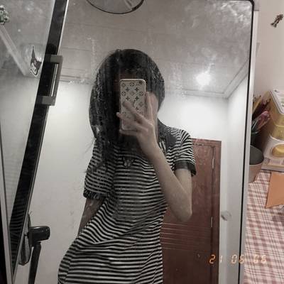 黑白模特