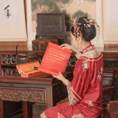 汉服模特