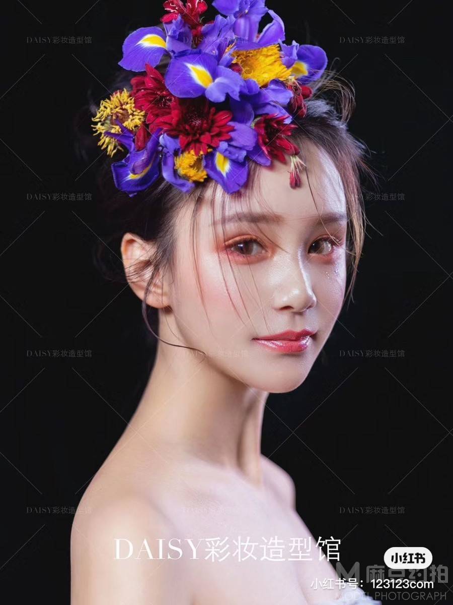 妆容模特