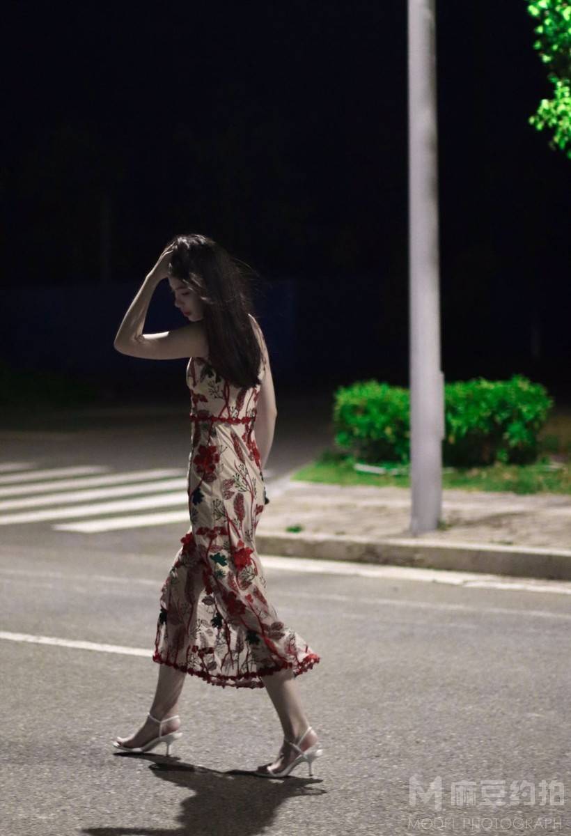 夜景模特