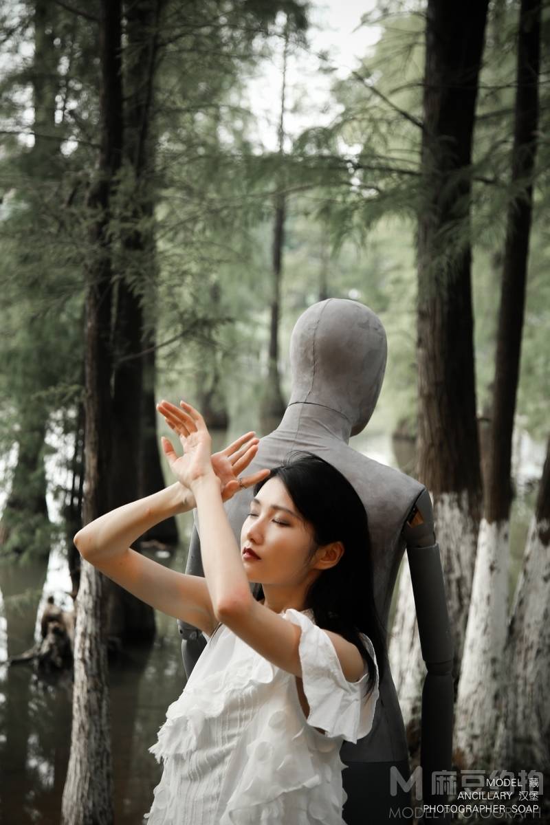 暗黑模特