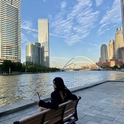 黑白模特