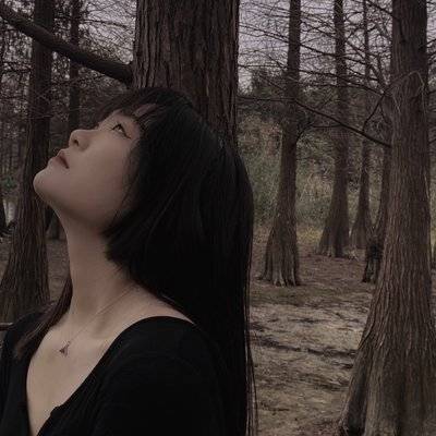 黑白模特