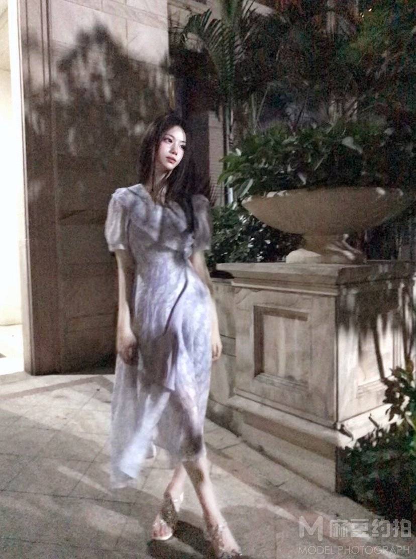 夜景模特