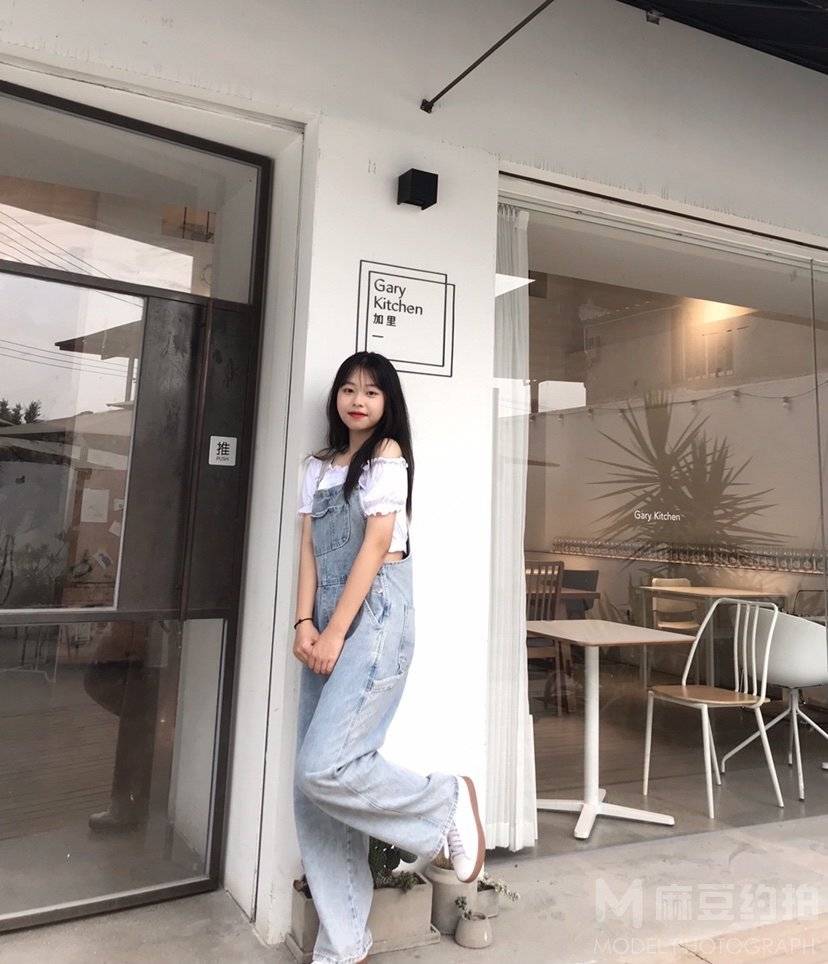 清新模特