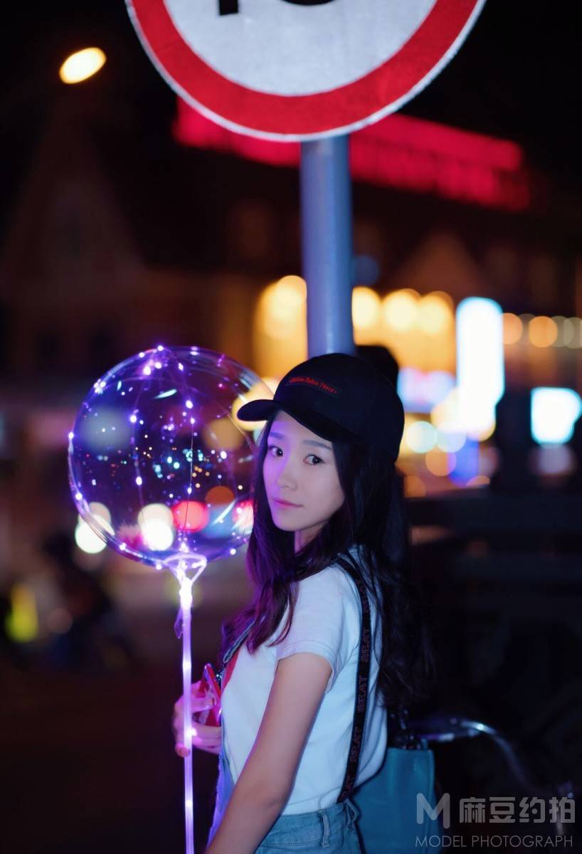 夜景模特