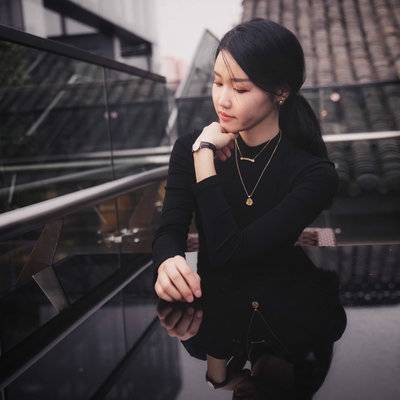 黑白模特