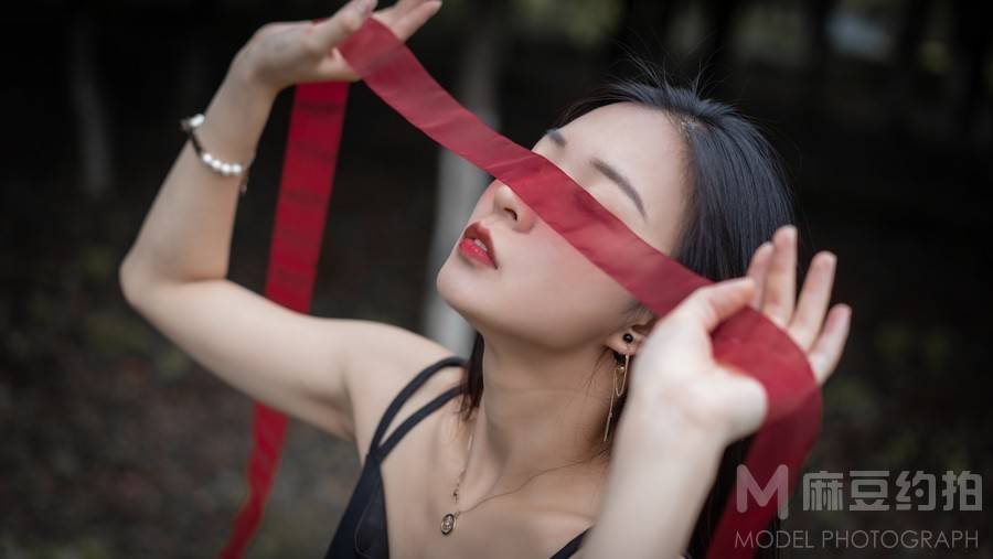 胶片模特