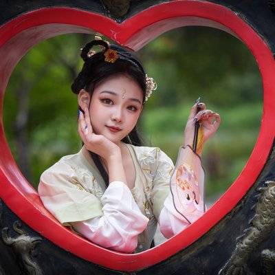 汉服模特