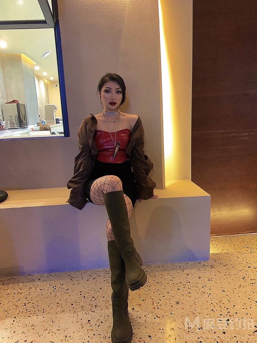 妆容模特