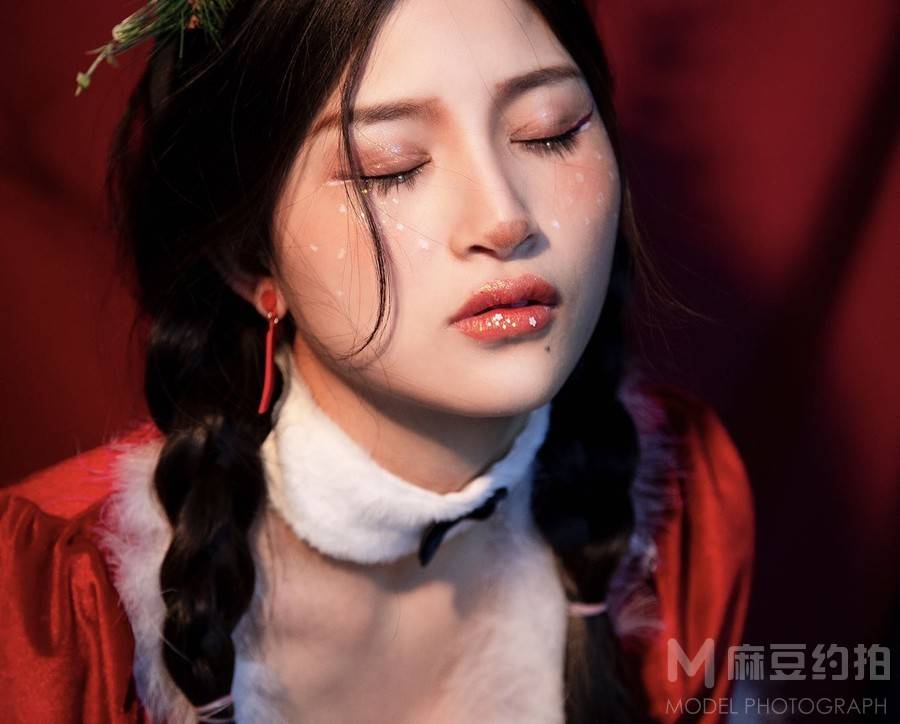 妆容模特