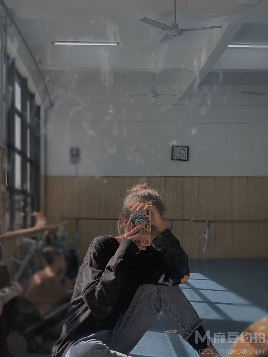 校园模特