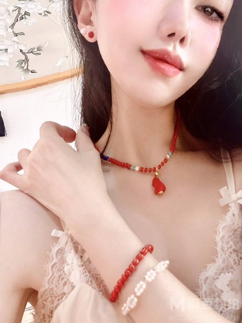 纪实模特