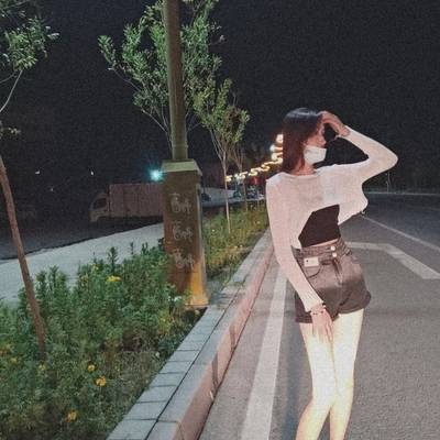 黑白模特