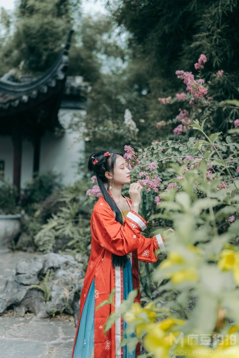 汉服模特