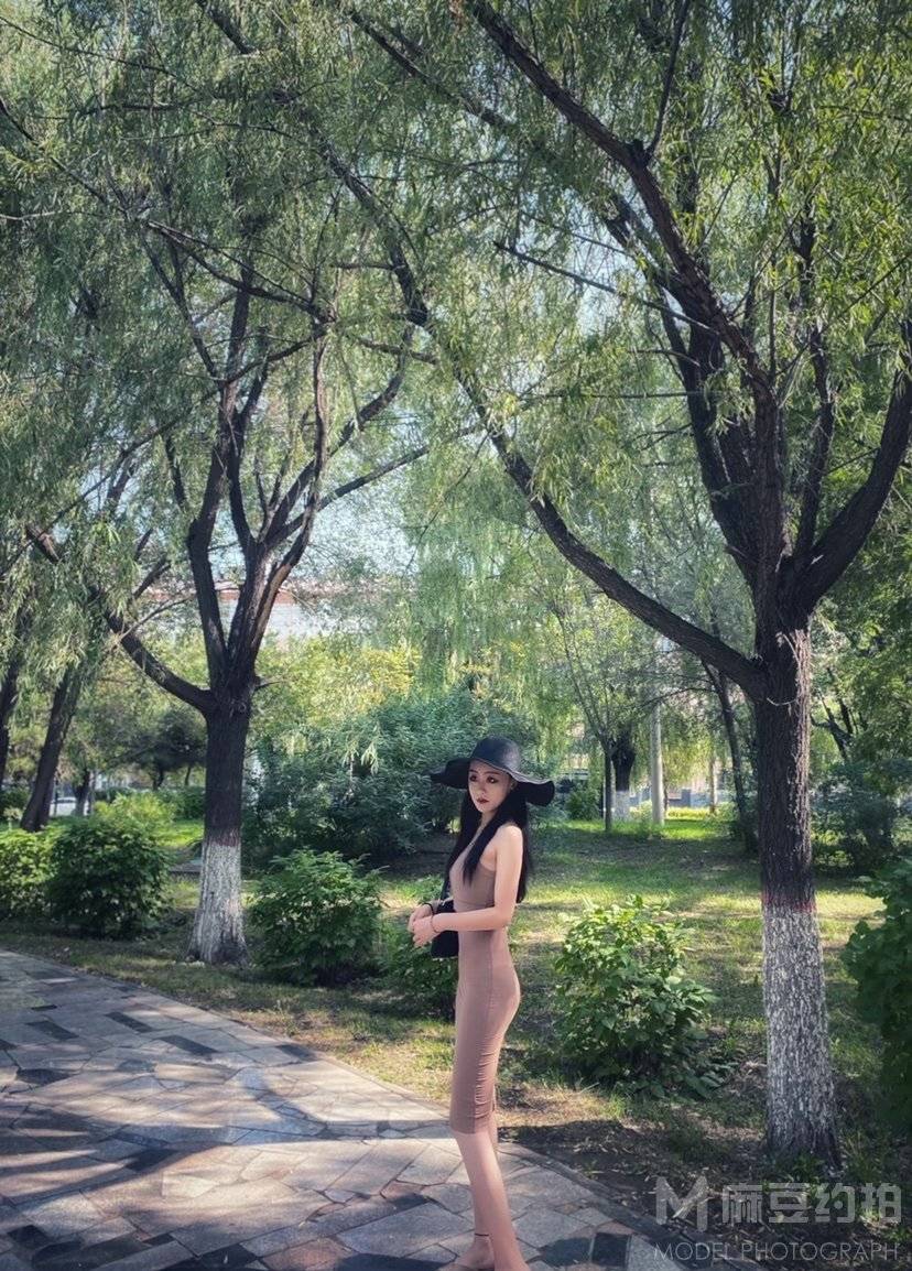 暗黑模特